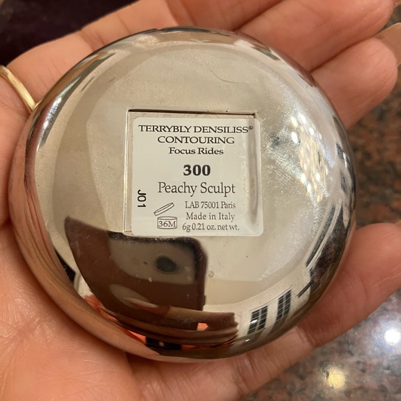 Terry Blush Compact - Picture 2 of 5